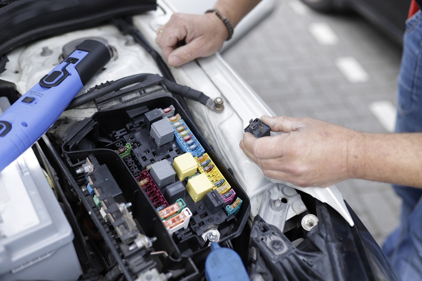 Top Signs Your Car Needs Immediate Repairs